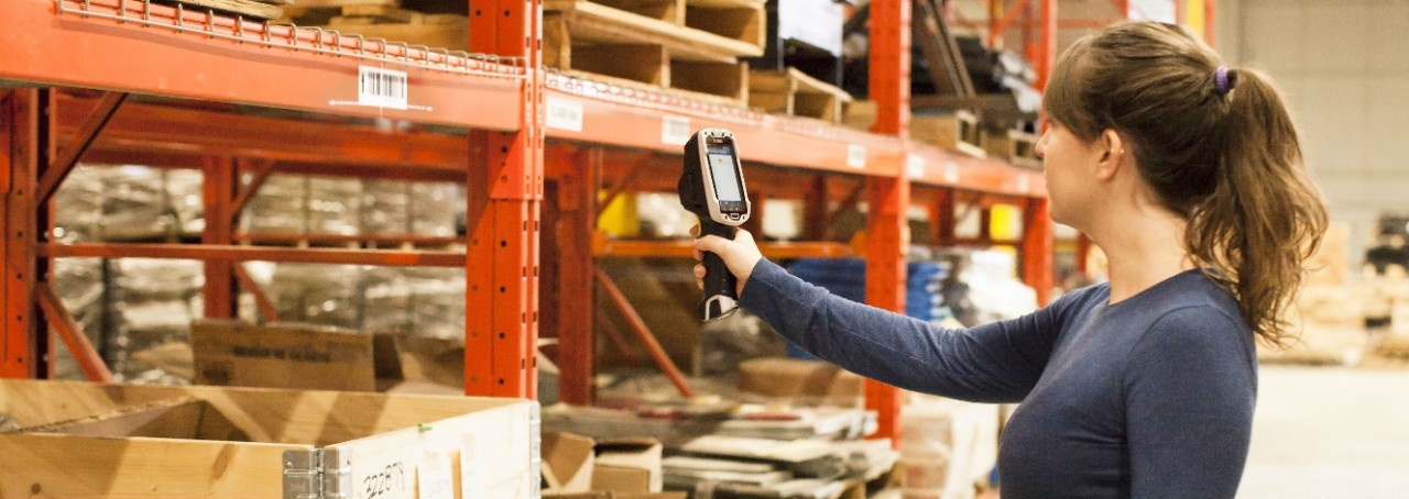 Повышение производительности труда на складе при помощи мобильных компьютеров CASIO и мобильных принтеров Zebra